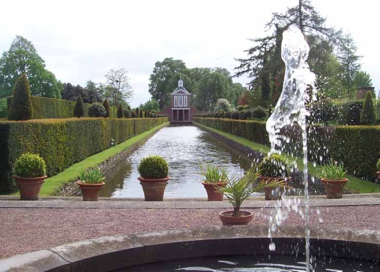 Westbury Court Garden Fountain