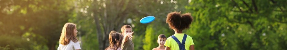 Frisbee (Shutterstock, New Africa)
