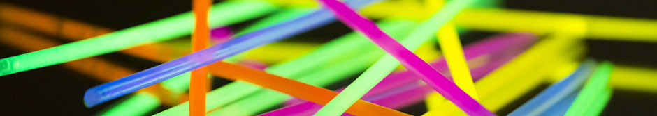 glow-sticks (Shutterstock, Mickael Guyot)