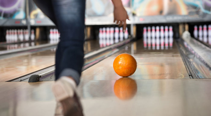 bowling-alley (shutterstock, George Rudy)
