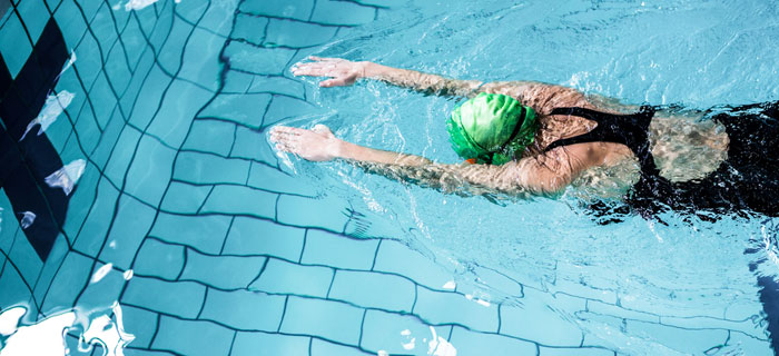 Swimming Pool (Shutterstock, wavebreakmedia)